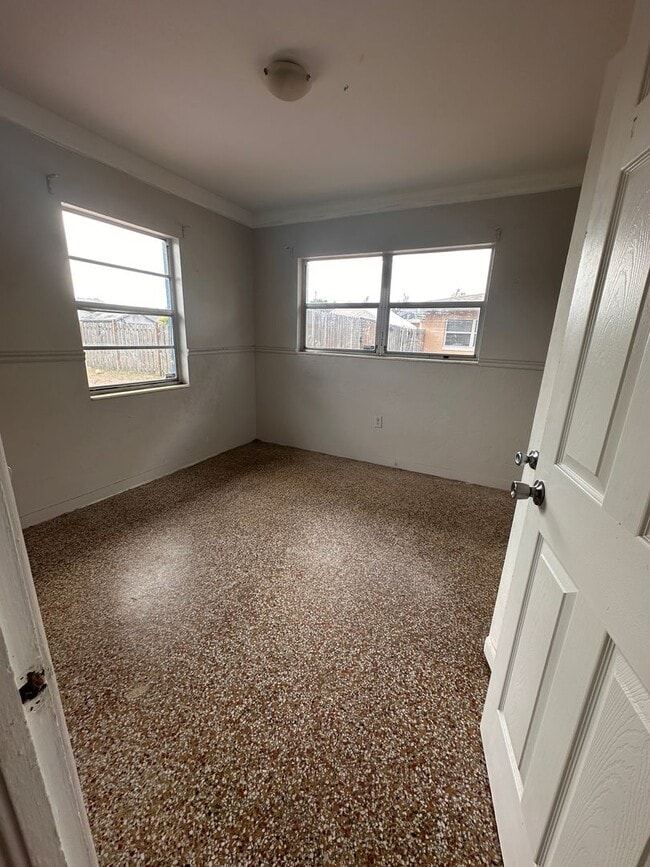 430 N Brink Ave in Sarasota, FL - Building Photo - Building Photo