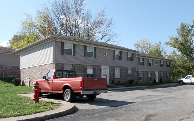 Lakeside at Walnut Hills in Plainfield, IN - Building Photo - Building Photo