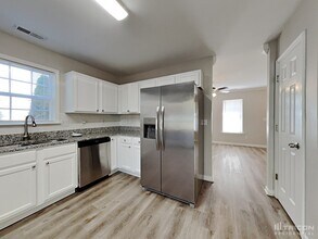 124 Red Feather Ct in Holly Springs, NC - Building Photo - Building Photo