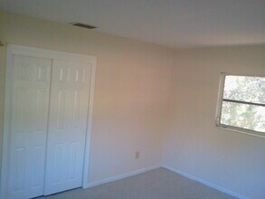 34782 Evergreen Way in Dade City, FL - Building Photo - Building Photo