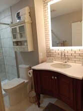 906 Bitterfield Dr, Unit Executive furnished  Apt in Ballwin, MO - Building Photo - Building Photo