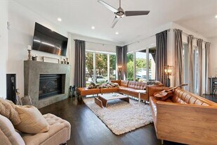 5135 Vickery Blvd in Dallas, TX - Building Photo