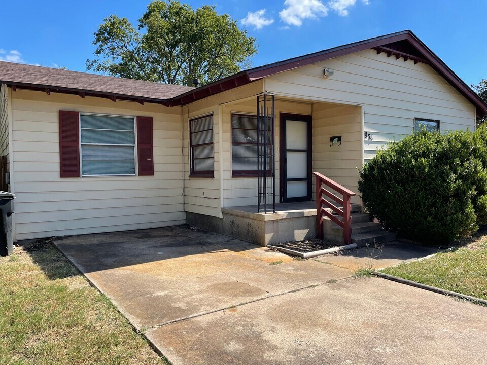 921 Fannin Loop in Temple, TX - Building Photo