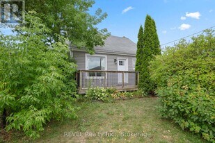 229 Morton St in Thorold, ON - Building Photo