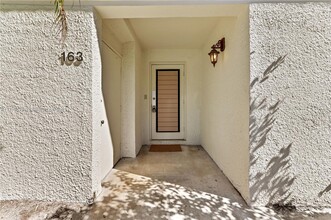 163 Brackenwood Rd in Palm Beach Gardens, FL - Building Photo - Building Photo