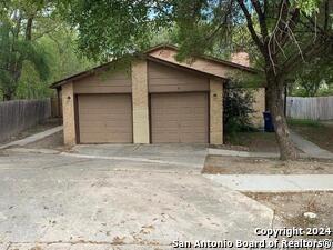 14522 Waddesdon Bluff in San Antonio, TX - Foto de edificio