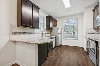 1200 10th St in Pflugerville, TX - Building Photo - Building Photo