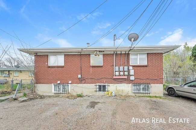 1479 W Byers Pl in Denver, CO - Building Photo - Building Photo