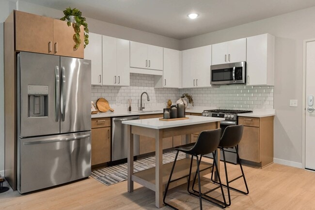 The Aurilla Apartments in Cottage Grove, MN - Building Photo - Building Photo