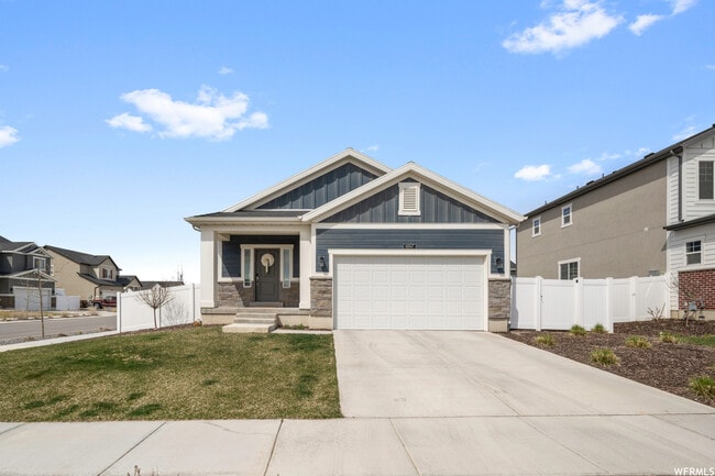 6047 White Rock Rd in Eagle Mountain, UT - Building Photo - Building Photo