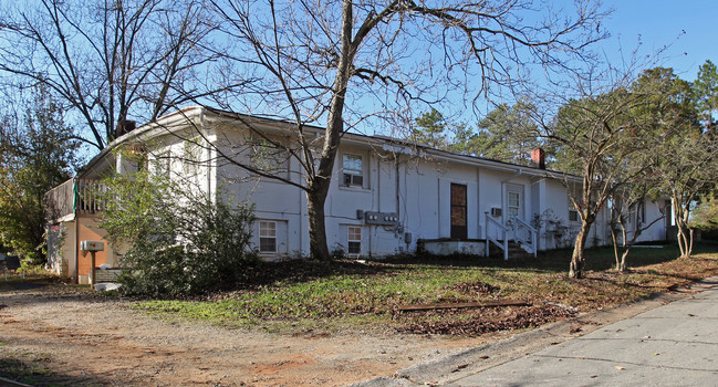 609-613 Bellhaven St in Garner, NC - Foto de edificio - Building Photo