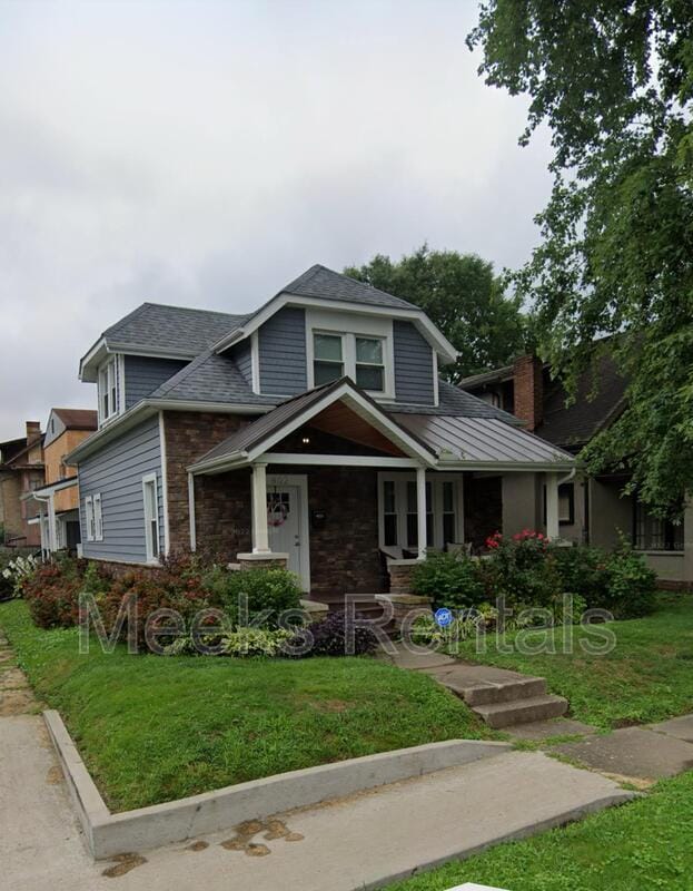 property at 802 5th St