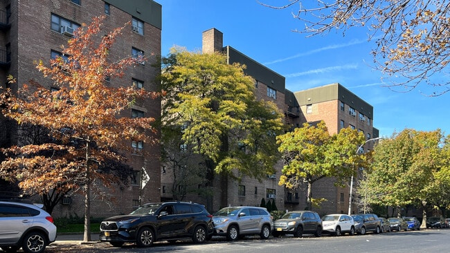 3130 138th St in Flushing, NY - Building Photo - Building Photo