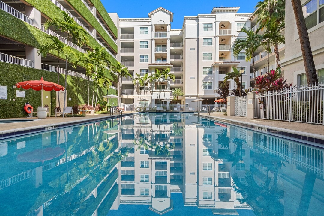 Monteverde at Renaissance Park in Boynton Beach, FL - Foto de edificio