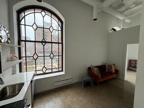 1009 W Lawrence Ave, Unit 2 in Chicago, IL - Building Photo - Building Photo