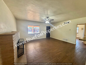 3325 E Lee St in Tucson, AZ - Building Photo - Building Photo