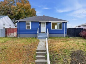 2229 W Broad Ave in Spokane, WA - Building Photo