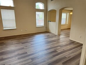 501 Grey Feather Ct in Round Rock, TX - Building Photo - Building Photo