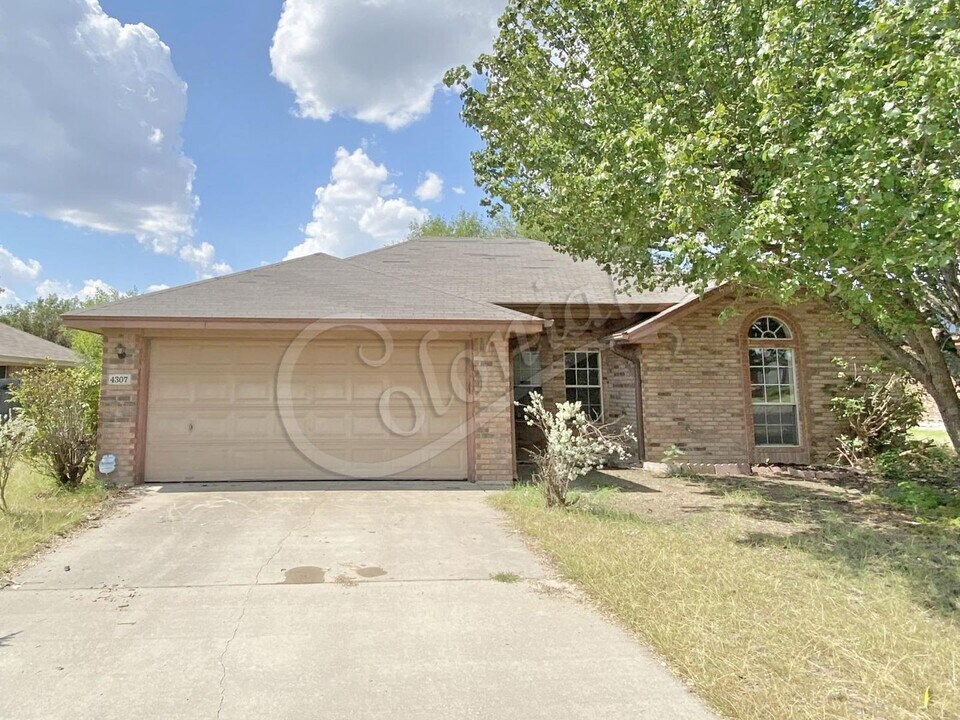 4307 Adobe Dr in Killeen, TX - Building Photo
