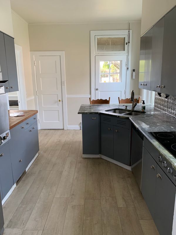 property at 517 Seneca St