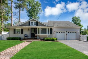 717 Corlies Ave in Allenhurst, NJ - Building Photo