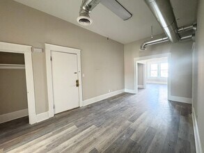 212 N M.L.K. junior Dr in Elizabeth City, NC - Building Photo - Building Photo