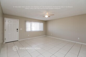 11511 E Broadway Rd in Mesa, AZ - Building Photo - Building Photo