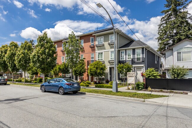 1935 Manning Av in Port Coquitlam, BC - Building Photo - Primary Photo