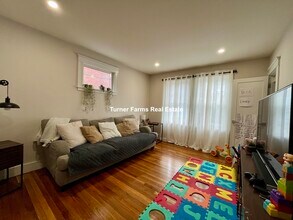 72 Belden St, Unit 1 in Boston, MA - Building Photo - Building Photo