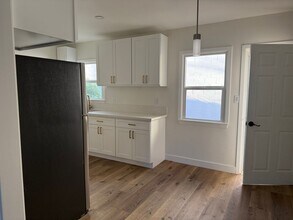 415 S Main St in Burbank, CA - Building Photo - Building Photo