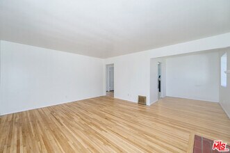 3237 Midvale Ave in Los Angeles, CA - Building Photo - Building Photo