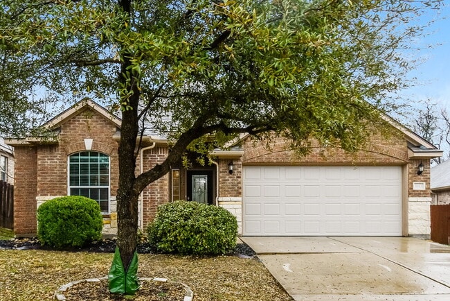 property at 1613 Mesquite Ln