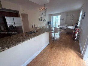 7275 SW 89th St in Miami, FL - Building Photo - Building Photo