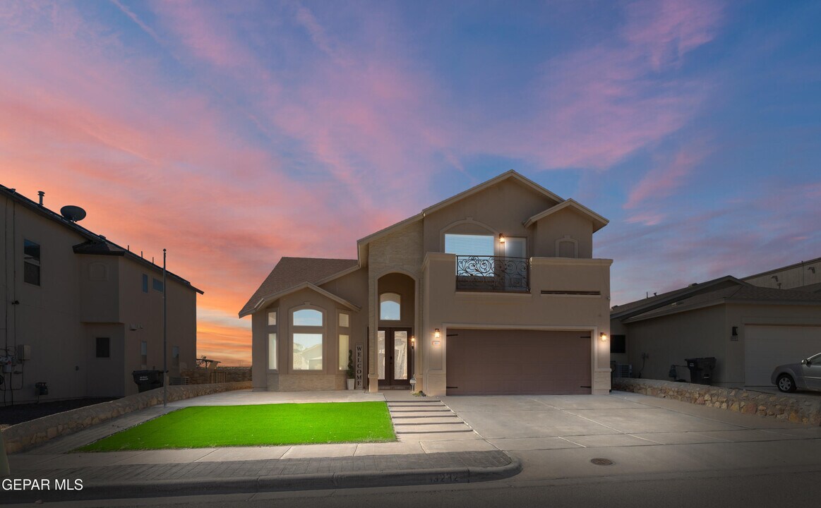 13232 Emerald Isle St in Horizon City, TX - Building Photo