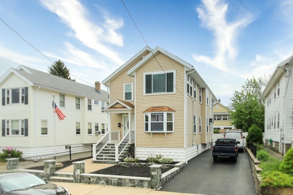 37 Willard Ave, Unit 2 in Medford, MA - Foto de edificio