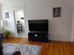 1697 Cambridge St in Cambridge, MA - Building Photo - Building Photo