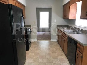 1201 Creekwood Cove in Lawrenceville, GA - Building Photo - Building Photo