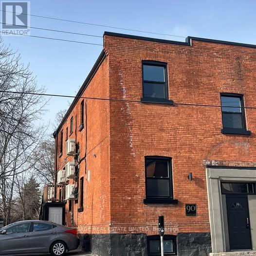 90-90 Locke St S in Hamilton, ON - Building Photo - Building Photo
