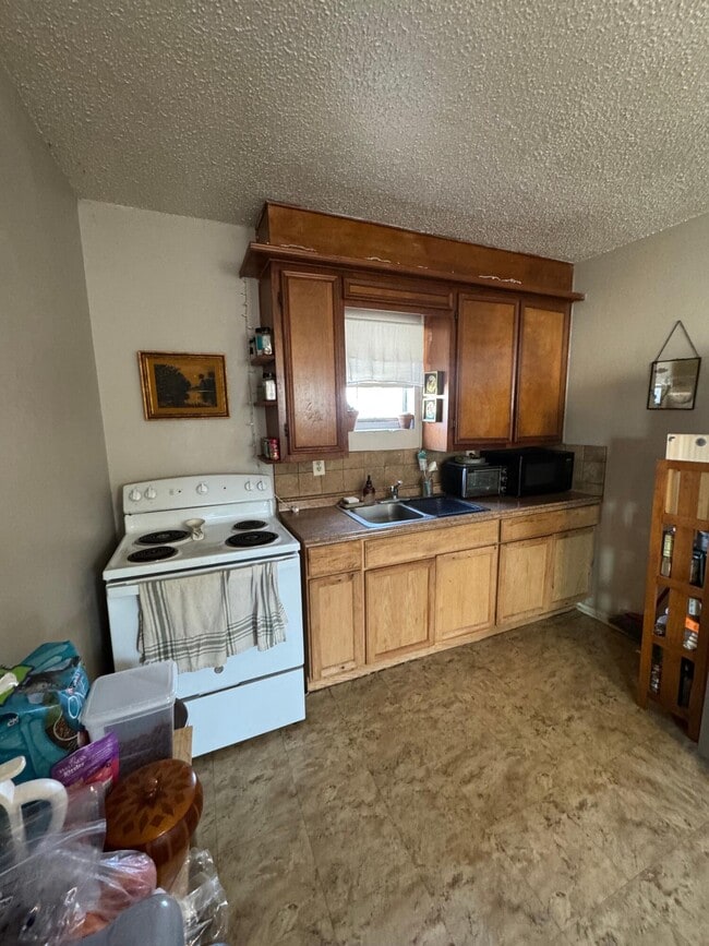 2404 26th St in Lubbock, TX - Building Photo - Building Photo