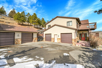 1177 Hyland Dr in Evergreen, CO - Building Photo - Building Photo