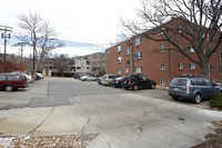 Imperial House Apartments in Boulder, CO - Building Photo - Building Photo