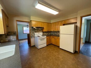 5630 N Greenwood Blvd in Spokane, WA - Building Photo - Building Photo