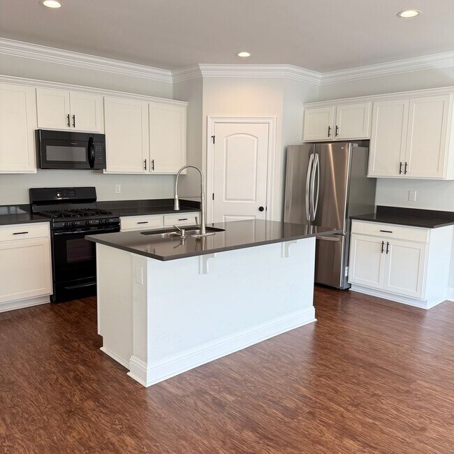 7954 Pisa Dr in Baton Rouge, LA - Building Photo - Building Photo