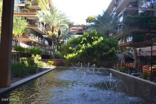 7157 E Rancho Vista Dr in Scottsdale, AZ - Building Photo