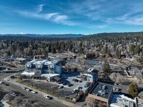 1133 NW Wall St in Bend, OR - Building Photo - Building Photo