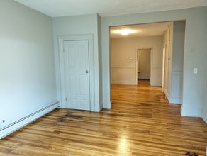219 Green St, Unit 2R in Cambridge, MA - Building Photo - Building Photo