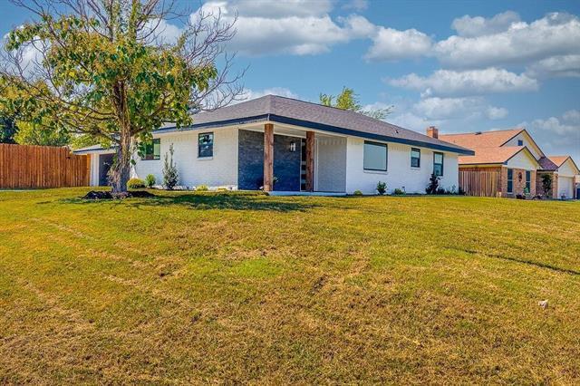 310 E 6th St in Prosper, TX - Building Photo - Building Photo