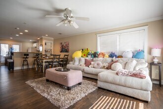 490 S Barnett Shoals Rd in Athens, GA - Building Photo - Building Photo