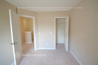 7154 Kendall Heath Way in Land O Lakes, FL - Foto de edificio - Building Photo