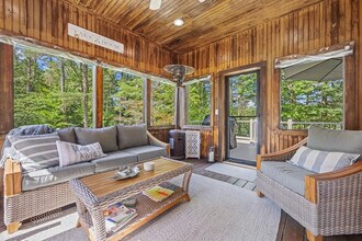 69 Beach Rd in Naples, ME - Building Photo - Building Photo